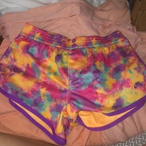 Nike Shorts | Multicolored | Size Girl’s XL